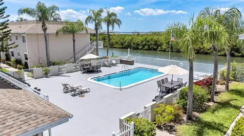 8817 Bay Pointe Drive Tampa FL 33615