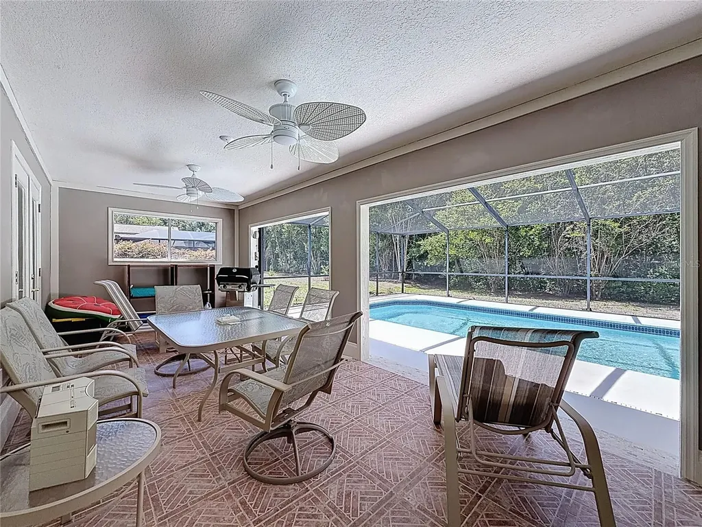 39 Pine Street Homosassa FL 34446