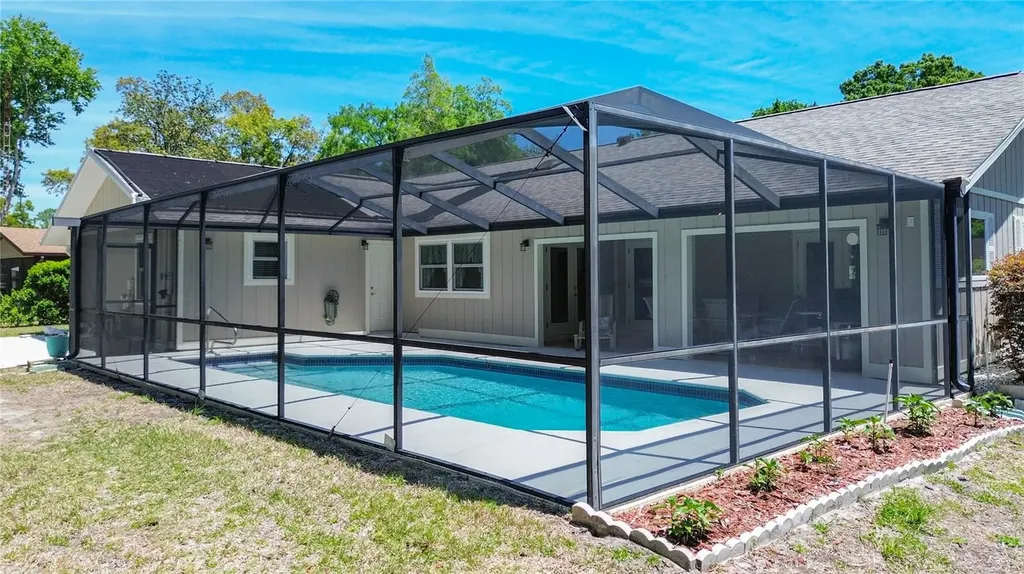 39 Pine Street Homosassa FL 34446