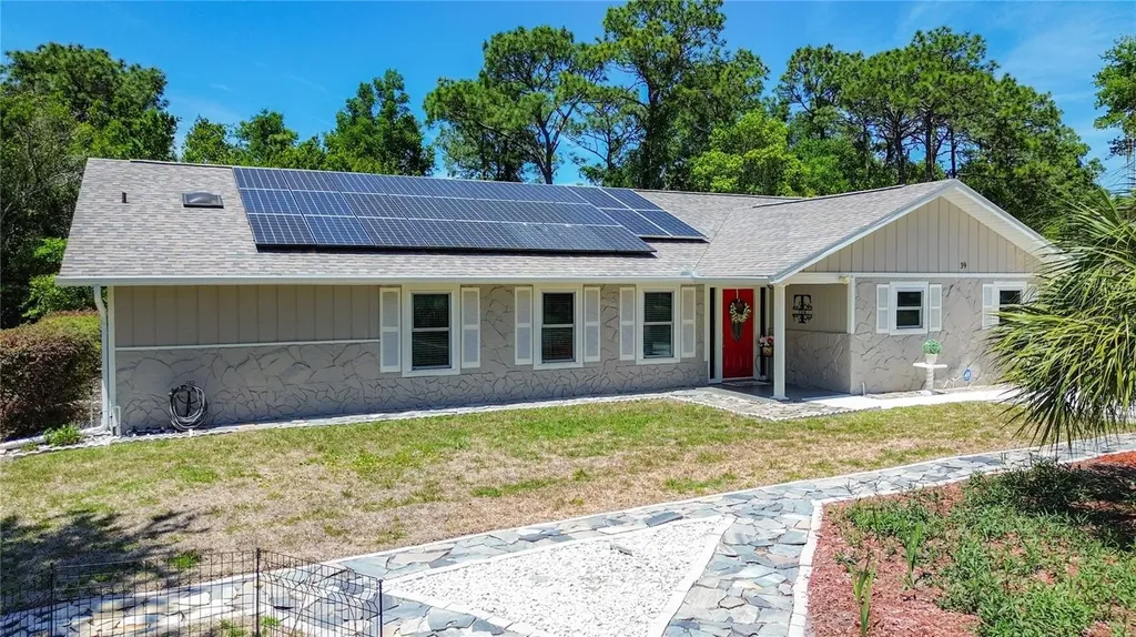 39 Pine Street Homosassa FL 34446