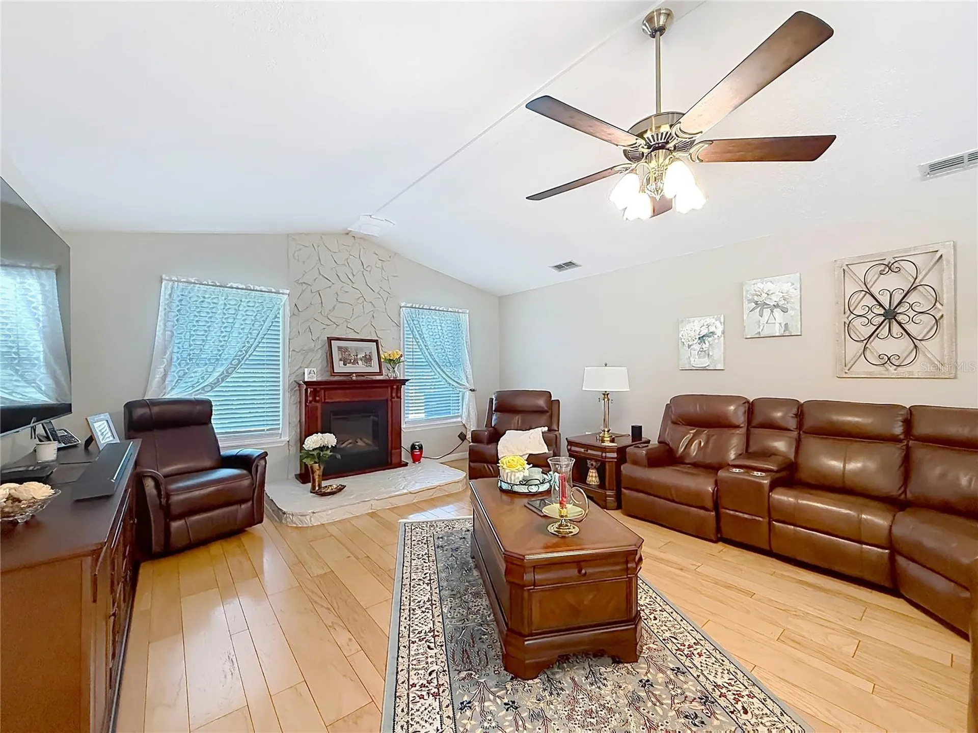 39 Pine Street Homosassa FL 34446