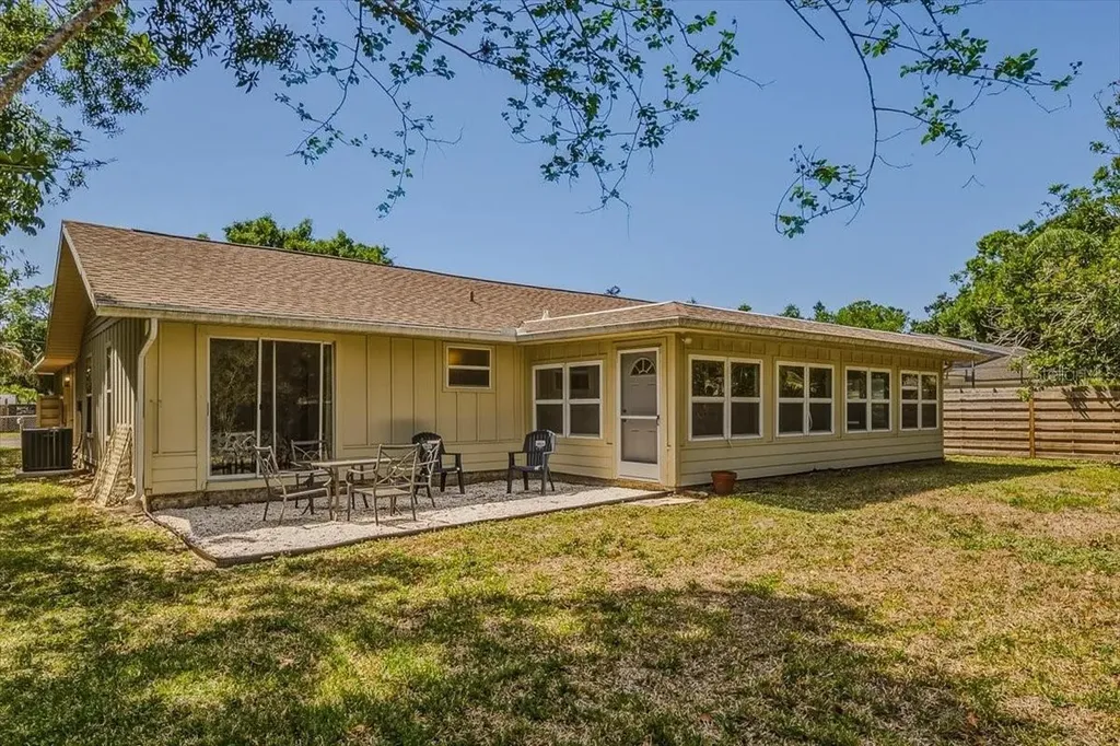 5639 Blount Avenue Sarasota FL 34231