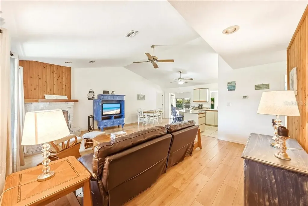 5639 Blount Avenue Sarasota FL 34231