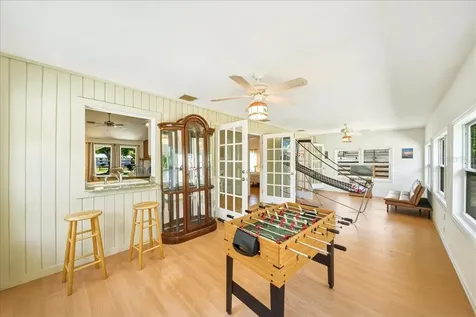 5639 Blount Avenue Sarasota FL 34231