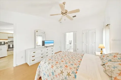 5639 Blount Avenue Sarasota FL 34231