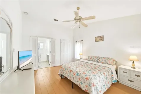 5639 Blount Avenue Sarasota FL 34231