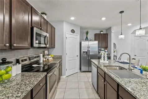 9025 Pyrus Street Kissimmee FL 34747