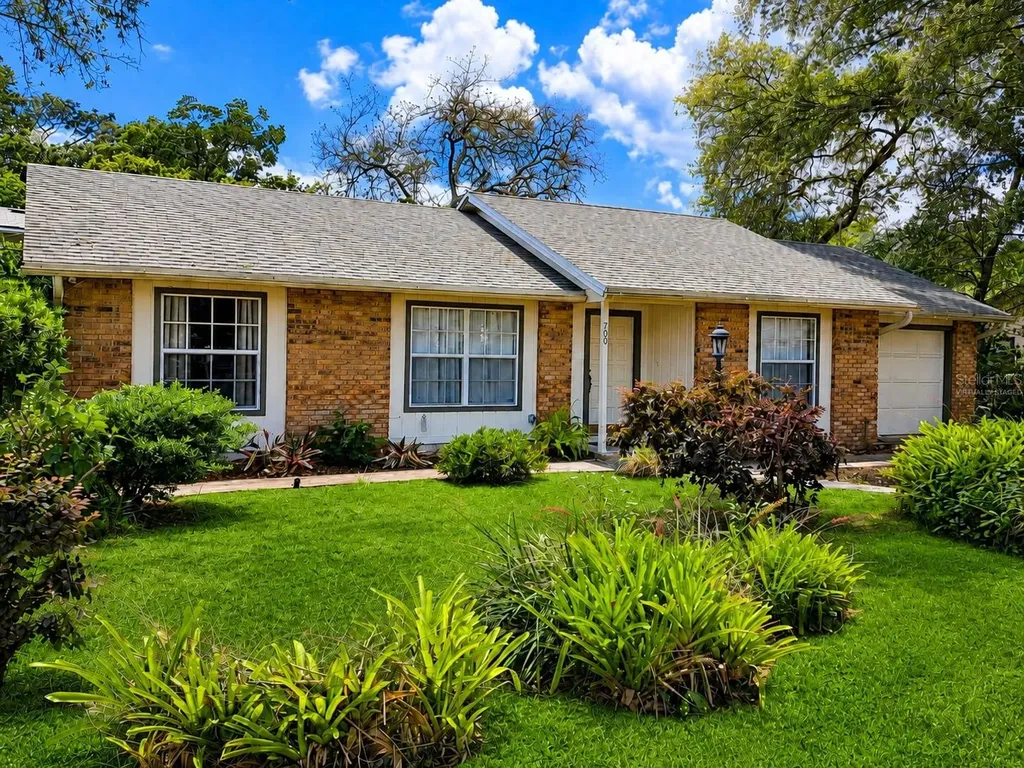 700 Swarthmore Road Deland FL 32724