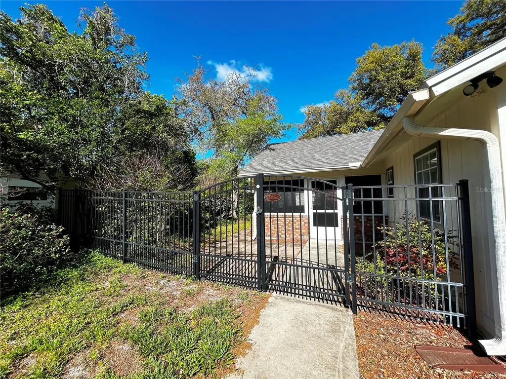 700 Swarthmore Road Deland FL 32724