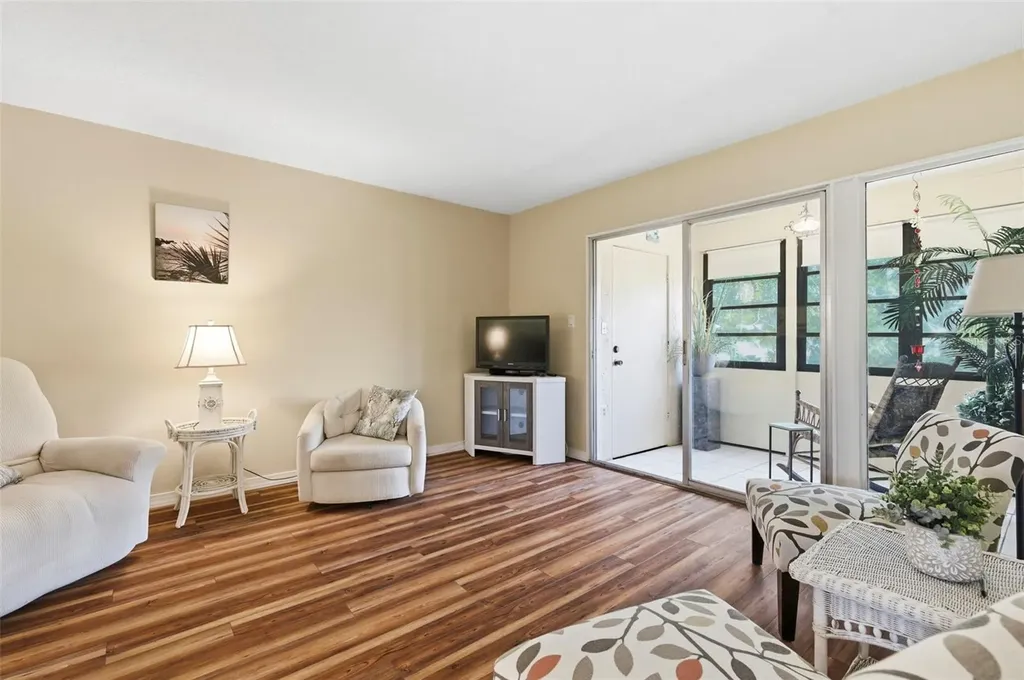 404 Windrush Bay Drive Tarpon Springs FL 34689