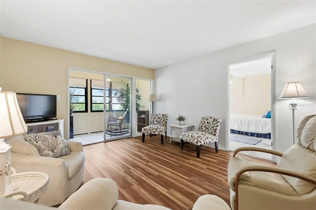 404 Windrush Bay Drive Tarpon Springs FL 34689