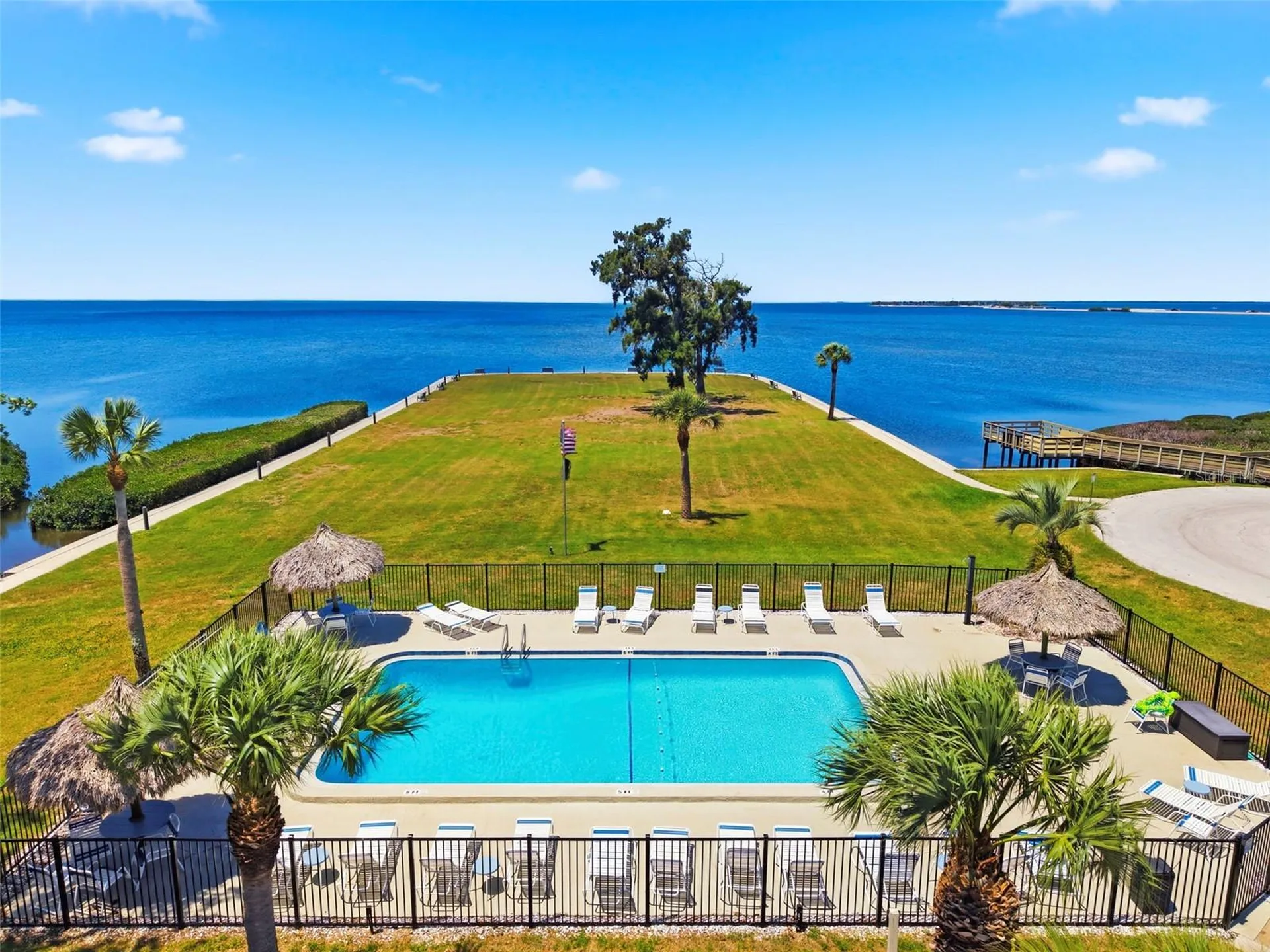 404 Windrush Bay Drive Tarpon Springs FL 34689