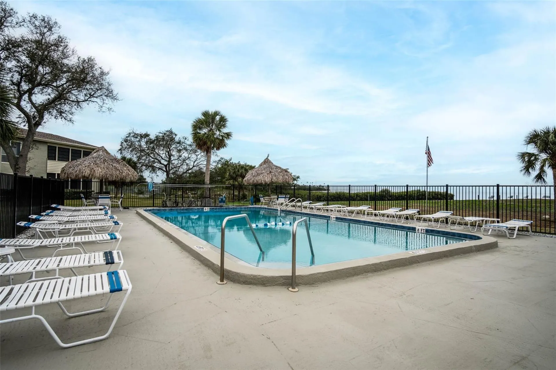 404 Windrush Bay Drive Tarpon Springs FL 34689