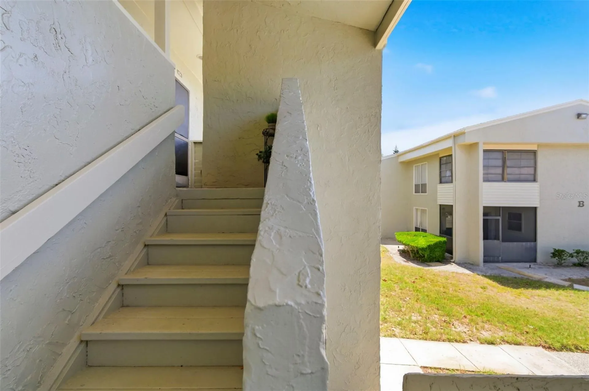 404 Windrush Bay Drive Tarpon Springs FL 34689