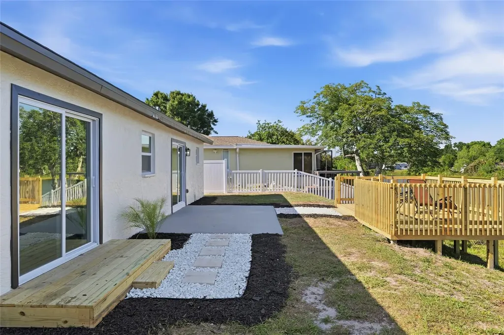 1423 Chesterfield Drive Dunedin FL 34698
