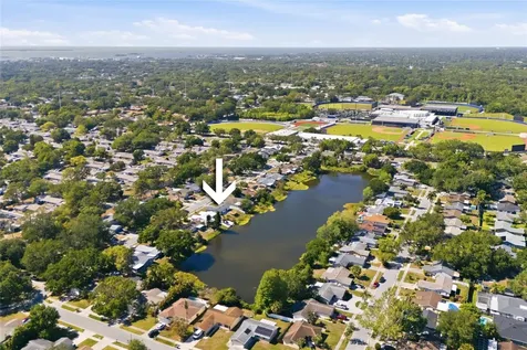 1423 Chesterfield Drive Dunedin FL 34698