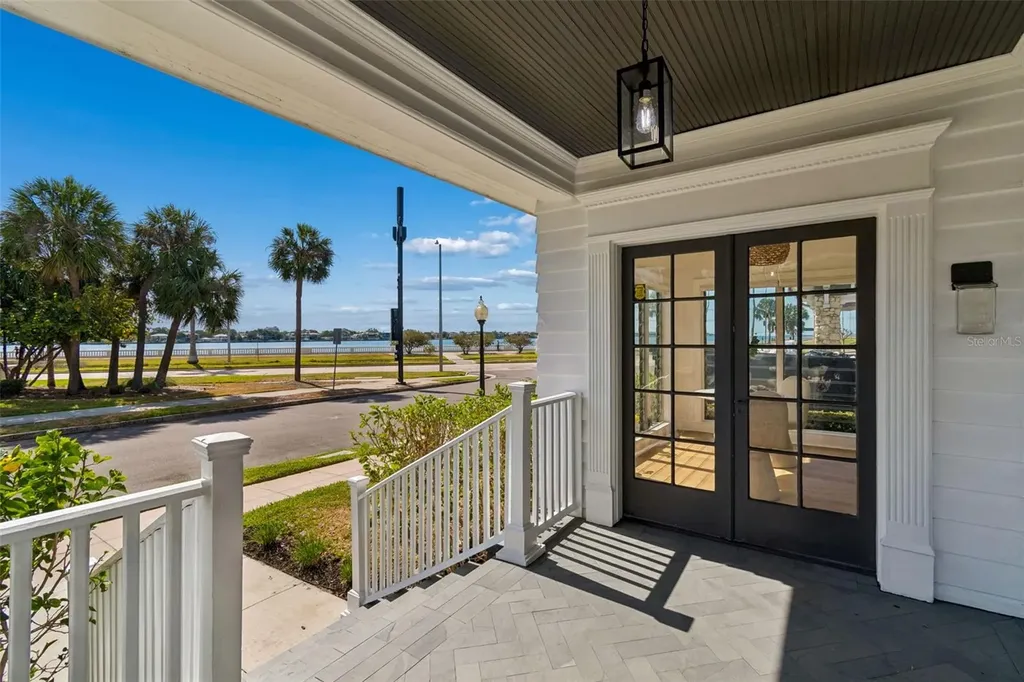 723 S Brevard Avenue Tampa FL 33606