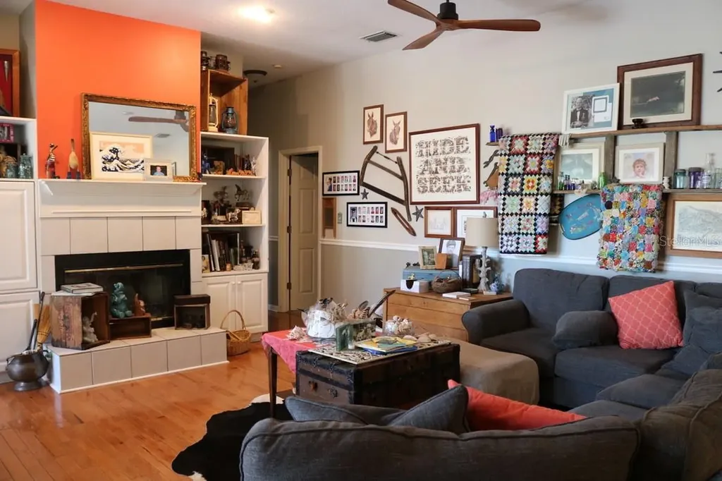 19150 Livingston Avenue Lutz FL 33559