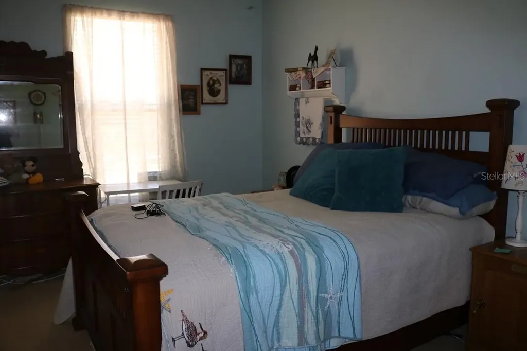 19150 Livingston Avenue Lutz FL 33559