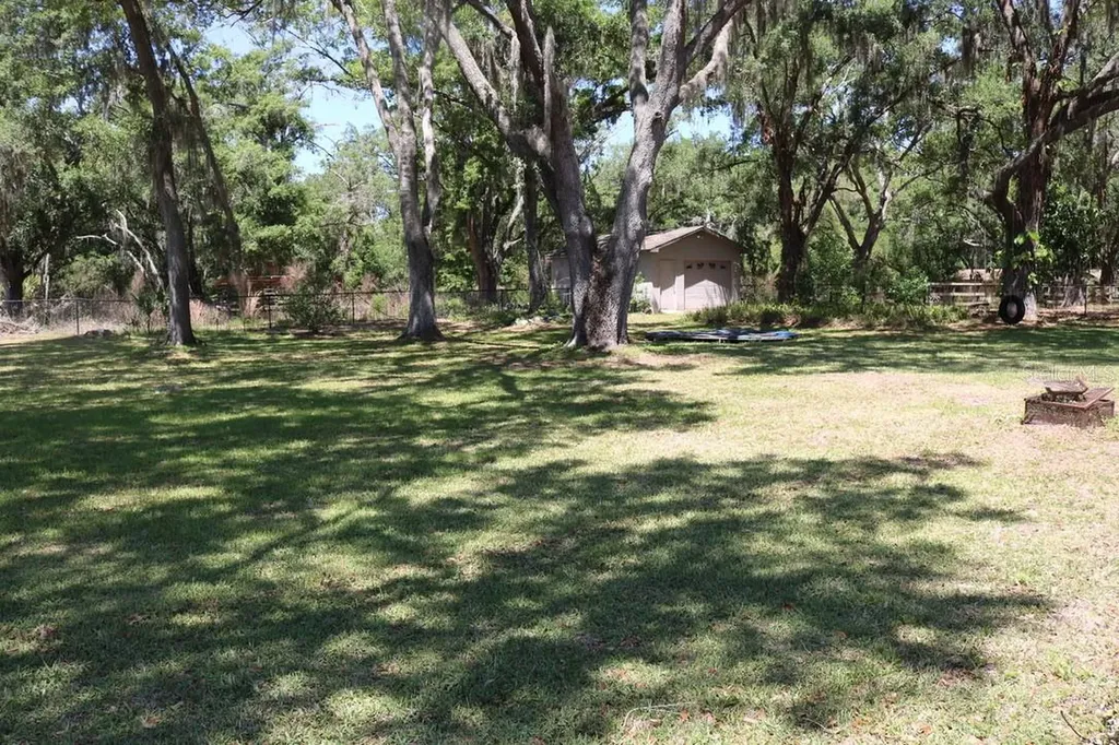 19150 Livingston Avenue Lutz FL 33559
