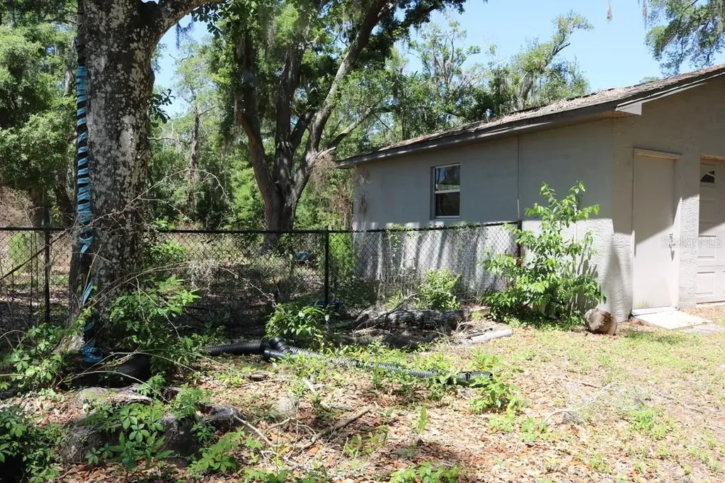 19150 Livingston Avenue Lutz FL 33559