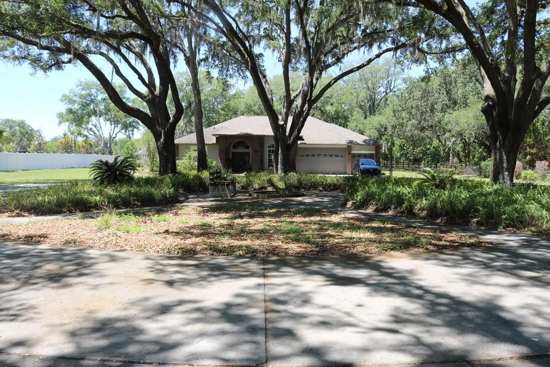 19150 Livingston Avenue Lutz FL 33559