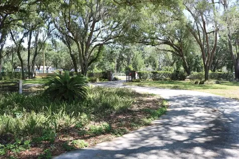 19150 Livingston Avenue Lutz FL 33559