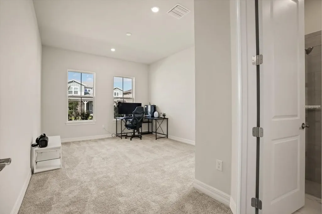8352 Park Cliff Way Orlando FL 32836
