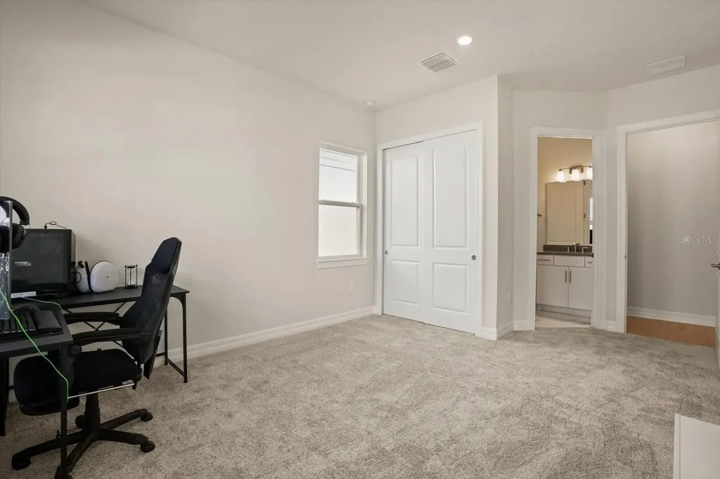 8352 Park Cliff Way Orlando FL 32836