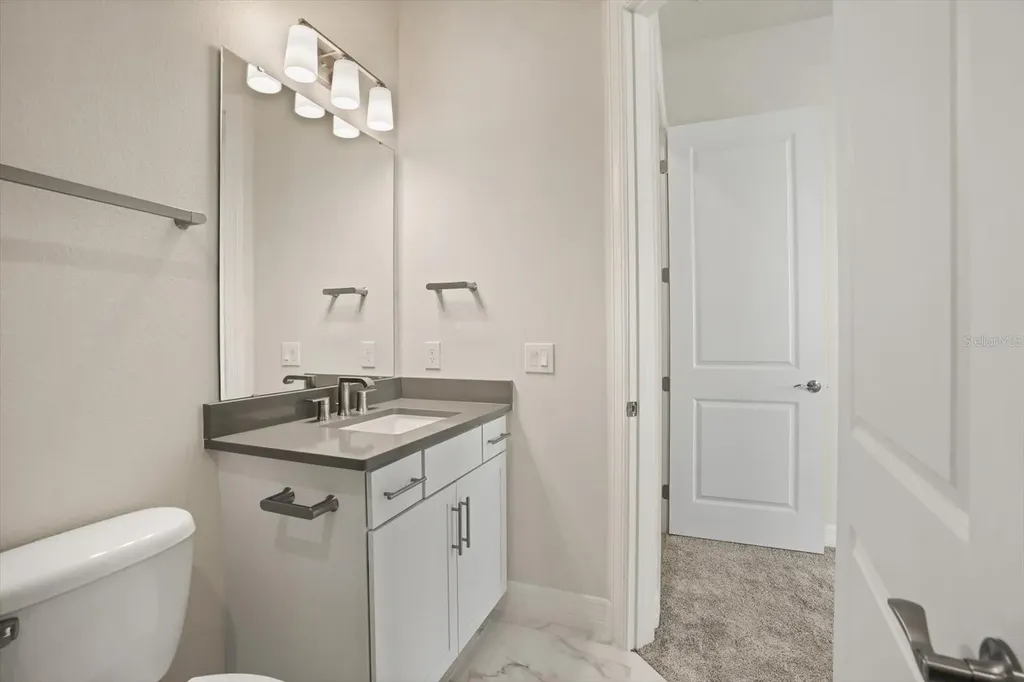 8352 Park Cliff Way Orlando FL 32836