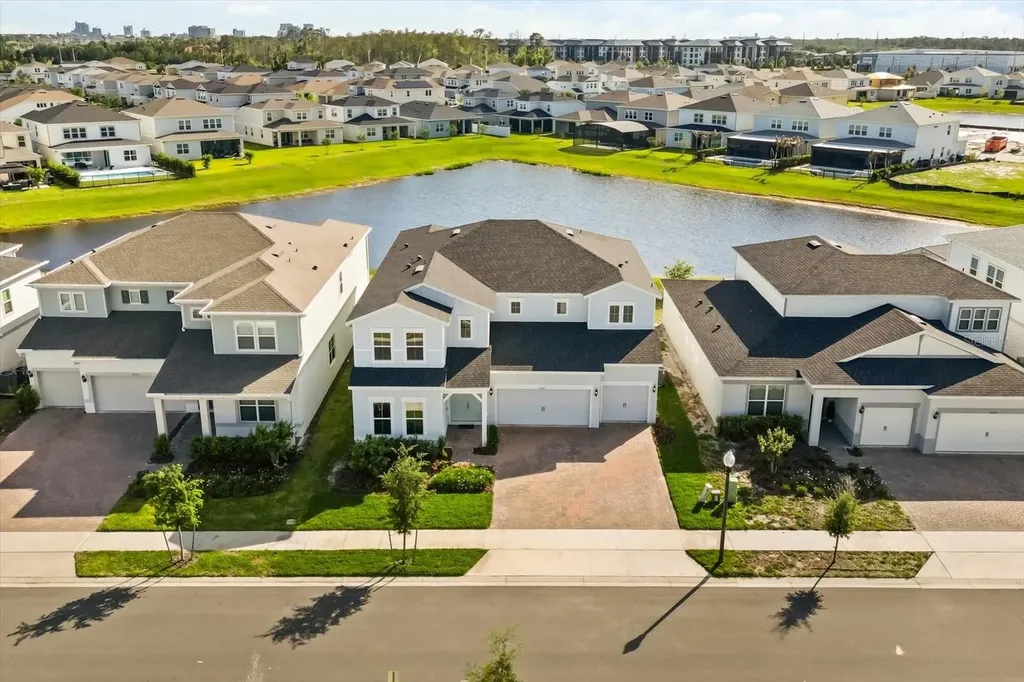 8352 Park Cliff Way Orlando FL 32836