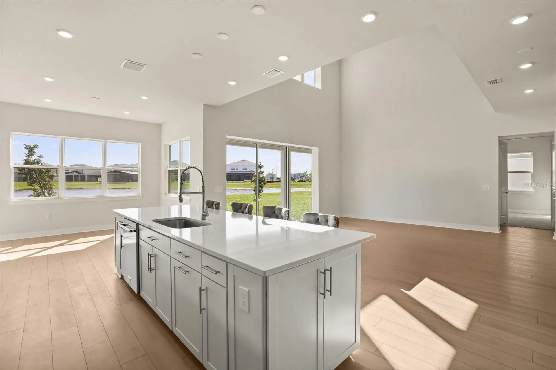 8352 Park Cliff Way Orlando FL 32836
