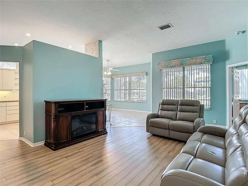 9289 Penelope Drive Weeki Wachee FL 34613