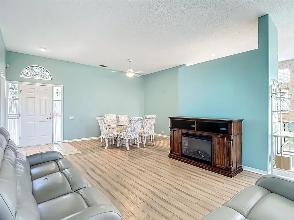 9289 Penelope Drive Weeki Wachee FL 34613