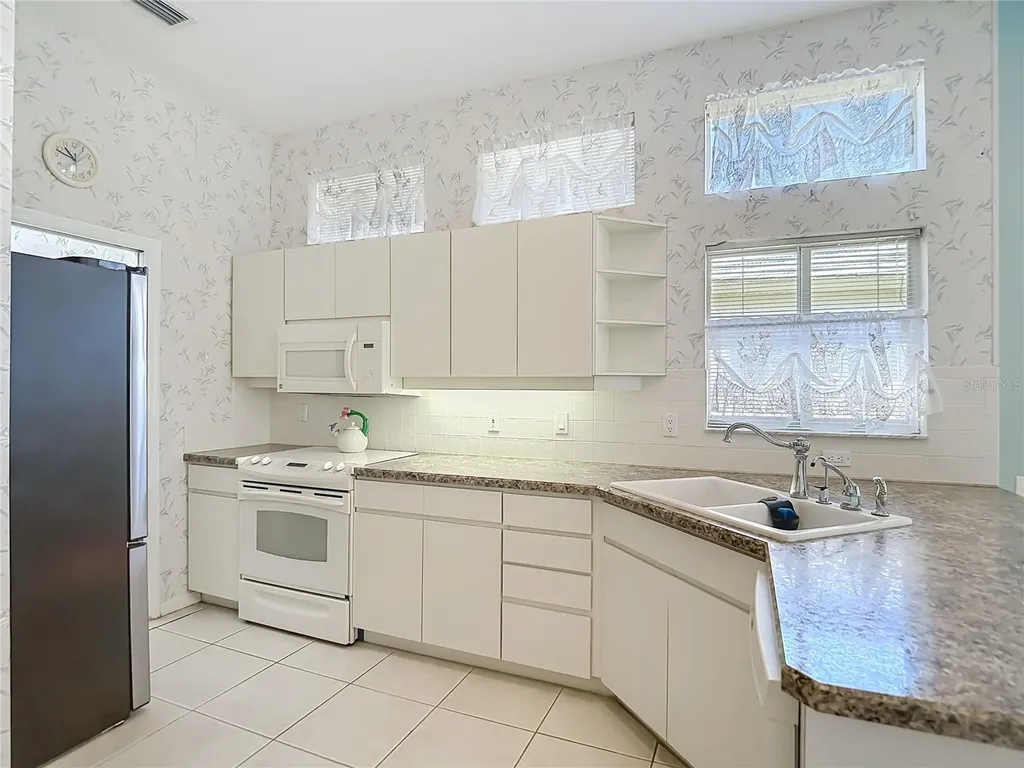 9289 Penelope Drive Weeki Wachee FL 34613