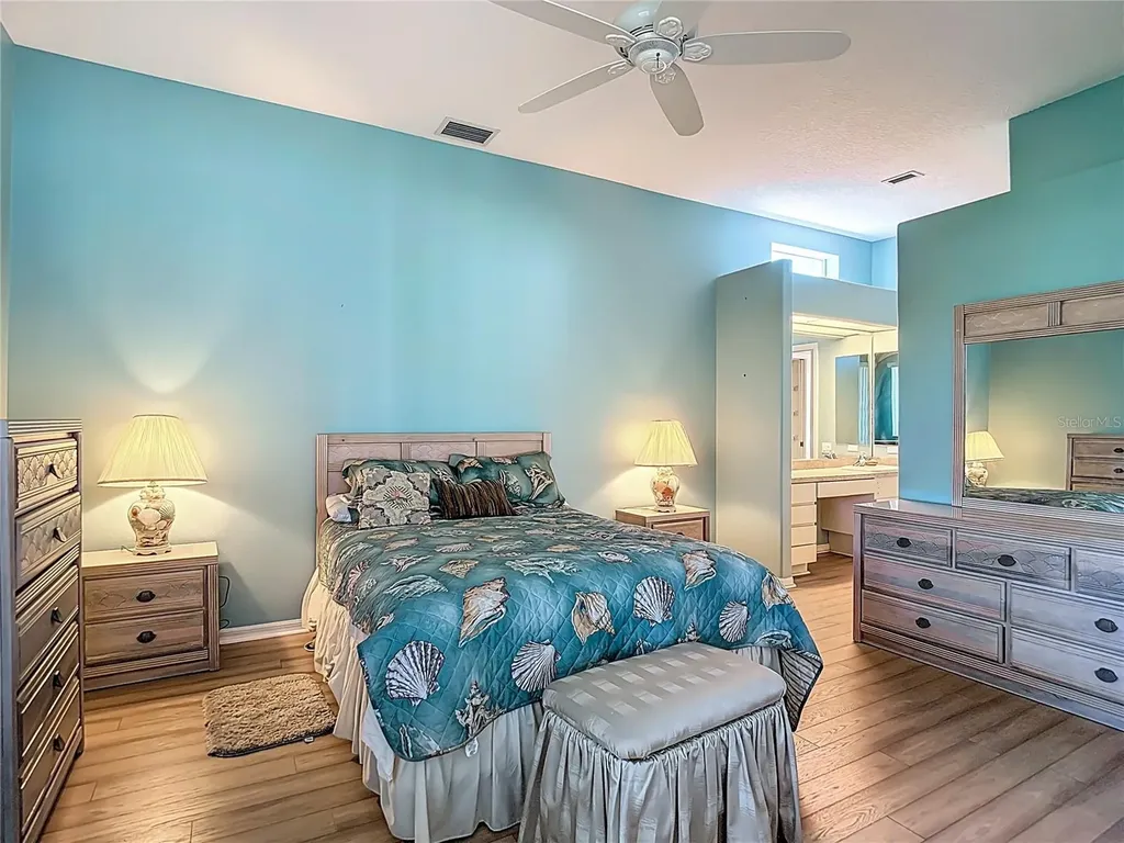 9289 Penelope Drive Weeki Wachee FL 34613