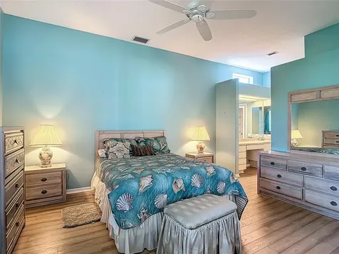9289 Penelope Drive Weeki Wachee FL 34613