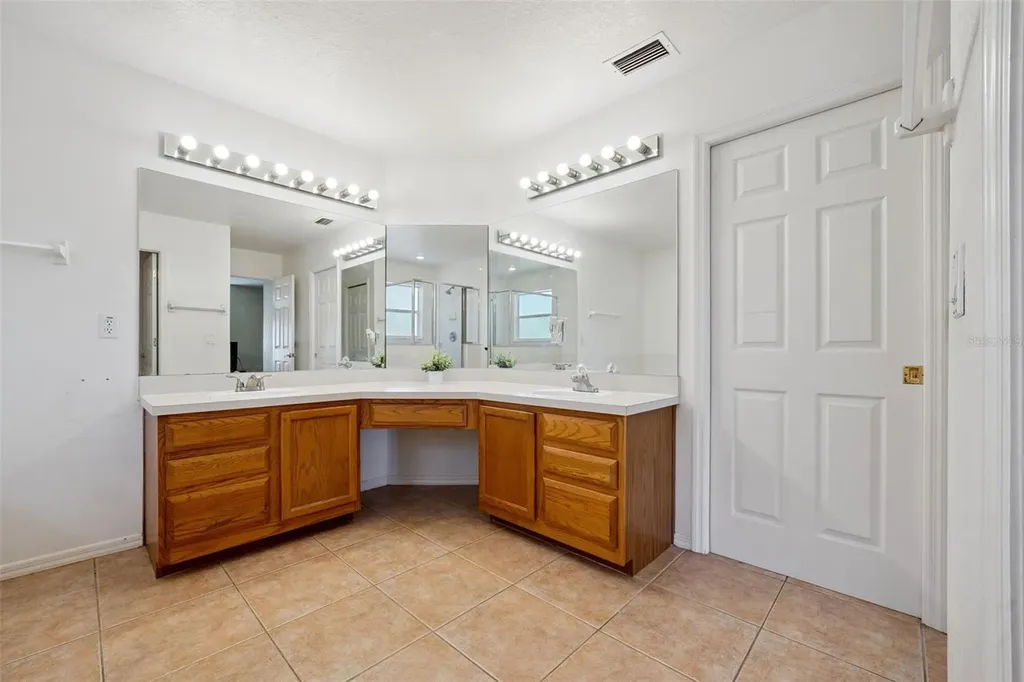 436 Opal Court Altamonte Springs FL 32714