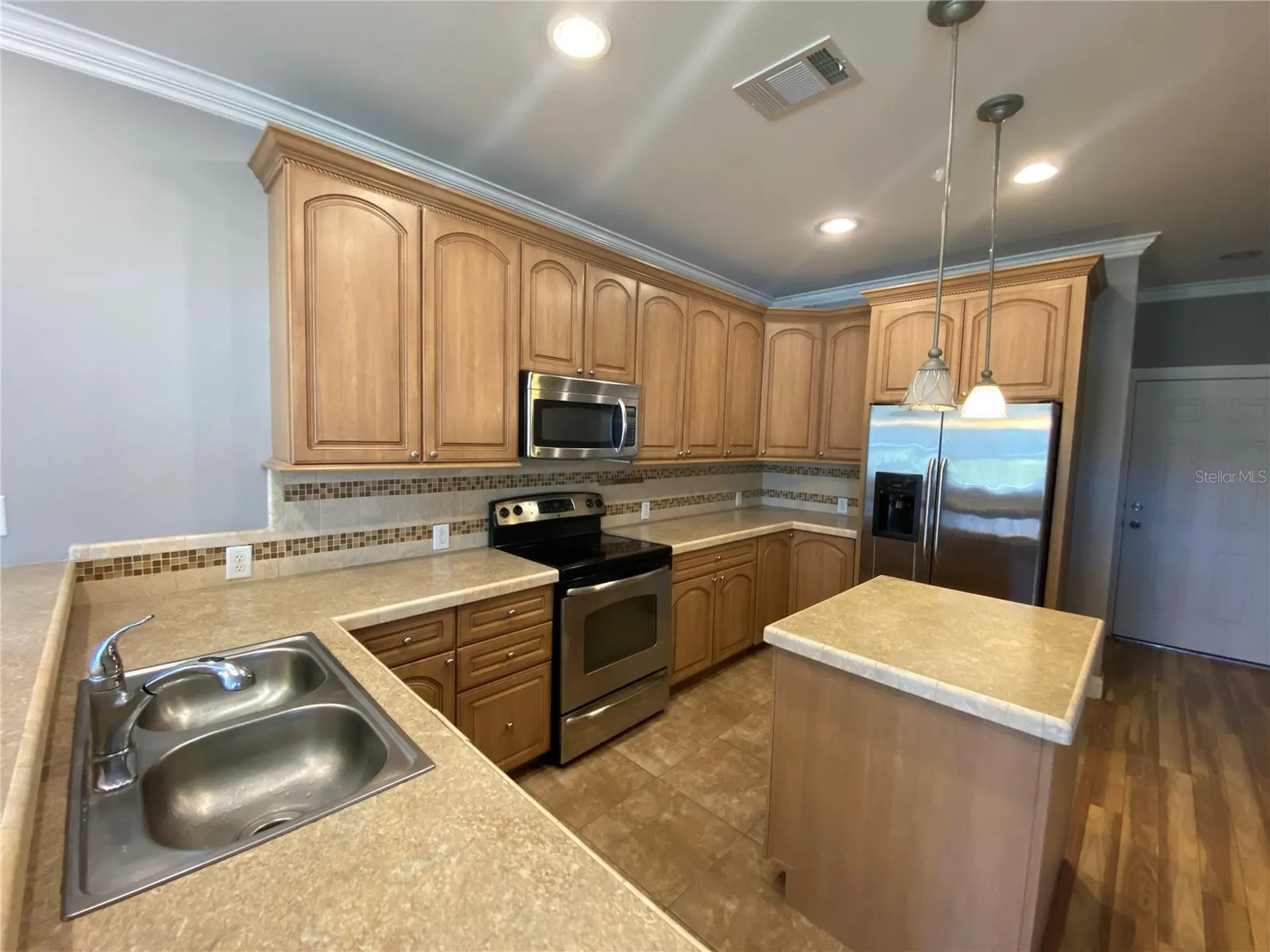 653 Symonds Avenue Winter Park FL 32789