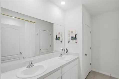 372 Pelham Park Drive Deland FL 32720