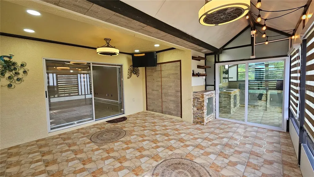 6053 Gentle Ben Circle Wesley Chapel FL 33544