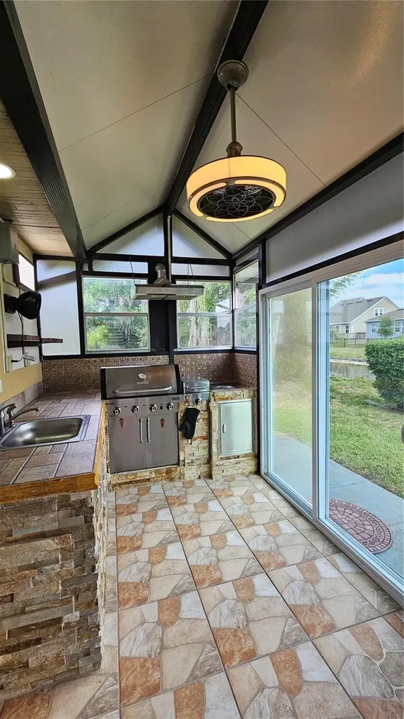 6053 Gentle Ben Circle Wesley Chapel FL 33544