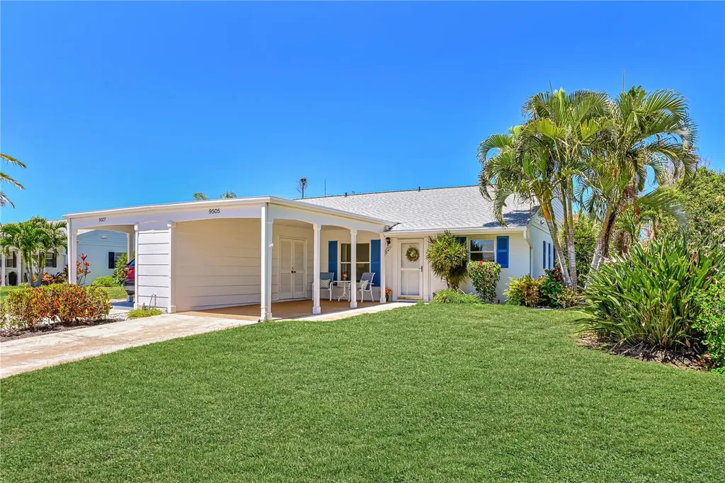 9505 Colonial Drive Bradenton FL 34210