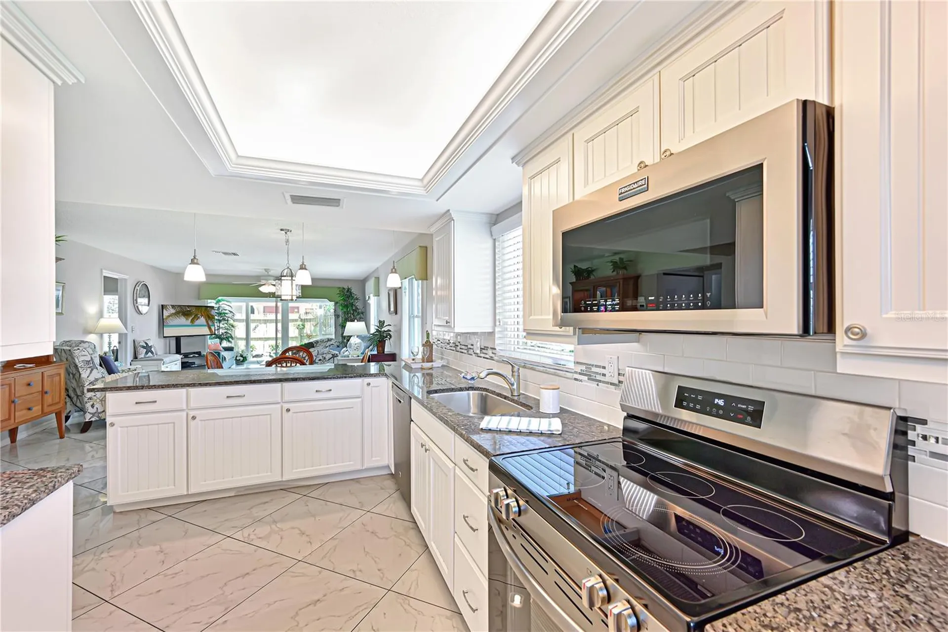 9505 Colonial Drive Bradenton FL 34210