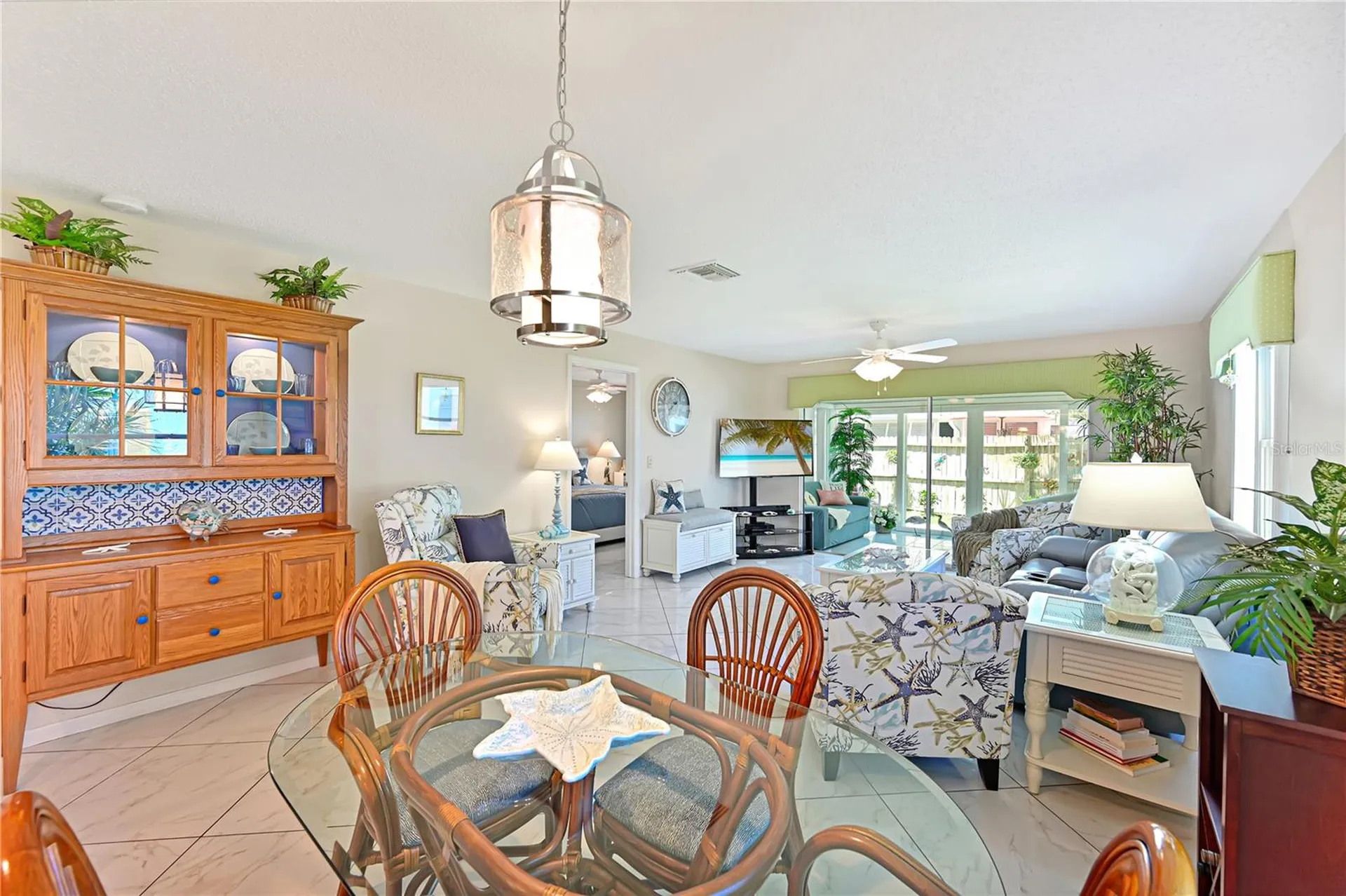 9505 Colonial Drive Bradenton FL 34210