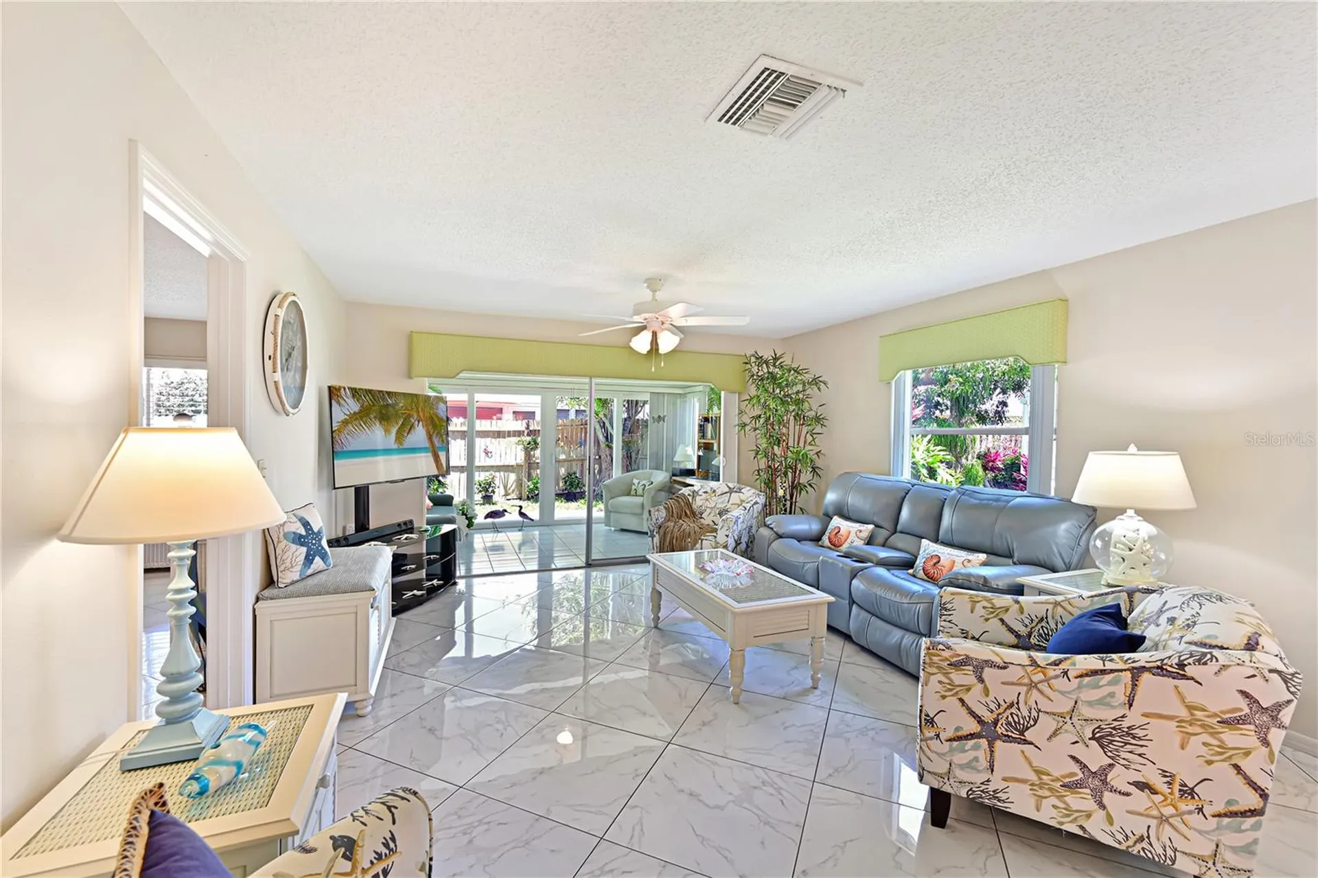 9505 Colonial Drive Bradenton FL 34210