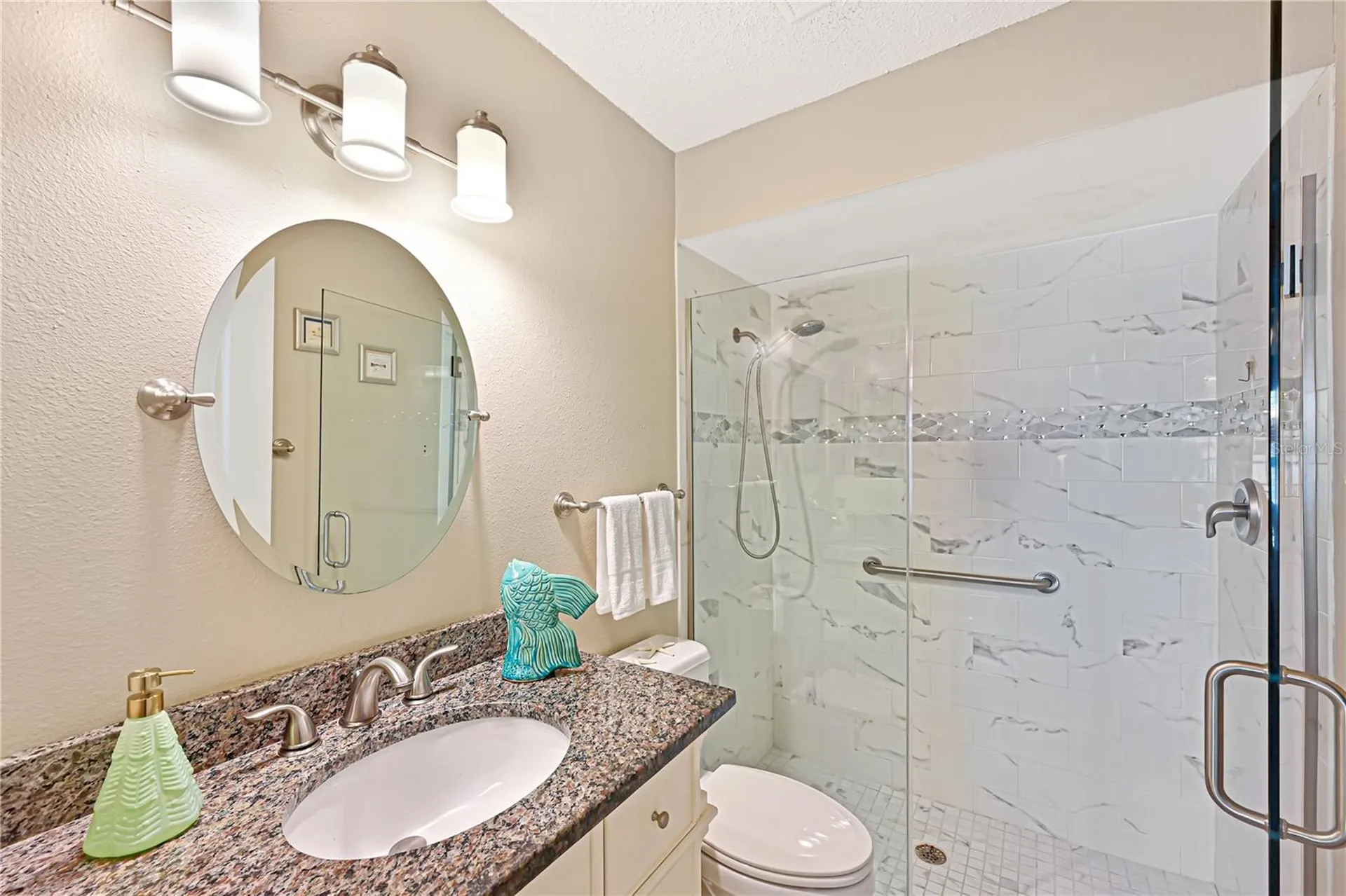 9505 Colonial Drive Bradenton FL 34210
