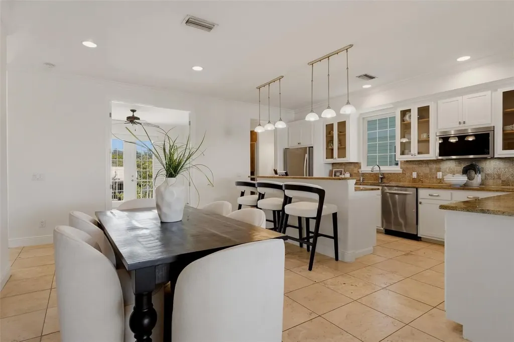 418 Pine Avenue Anna Maria FL 34216