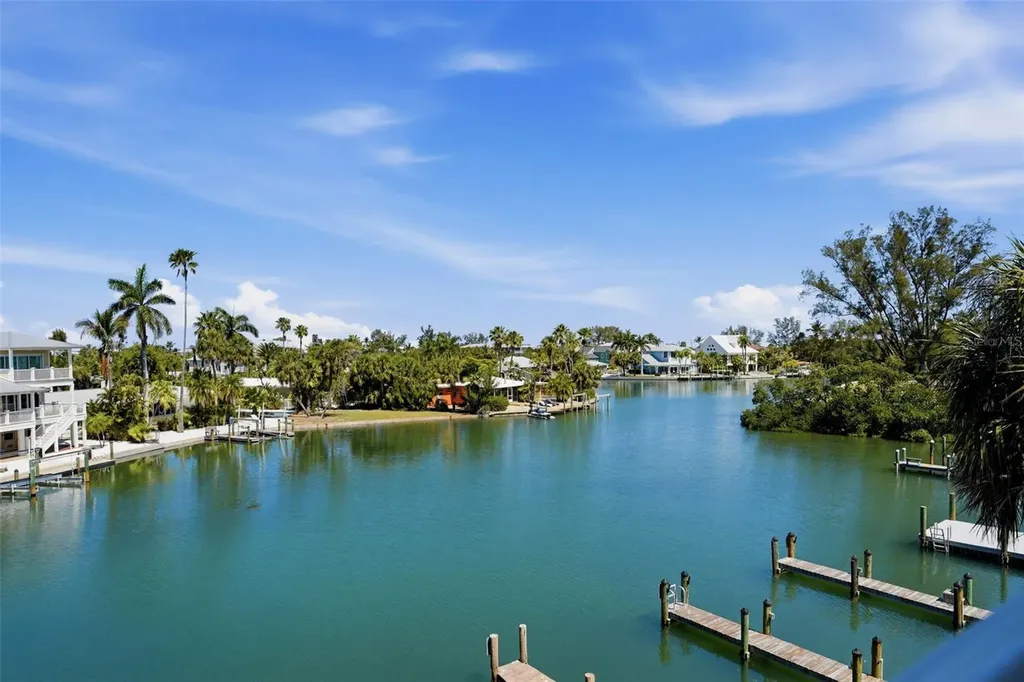 418 Pine Avenue Anna Maria FL 34216