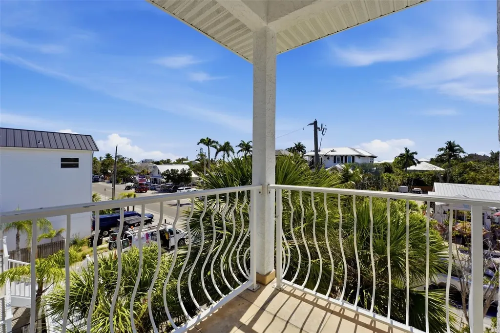 418 Pine Avenue Anna Maria FL 34216
